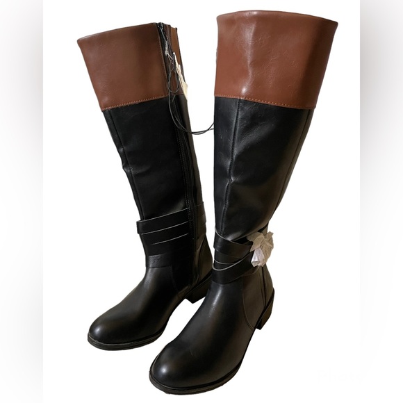 Douglas Cognac Boots - Picture 4 of 9